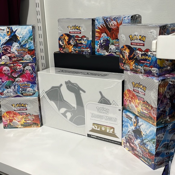 Huge Pokémon booster pack boxes collection - Picture 3 of 4